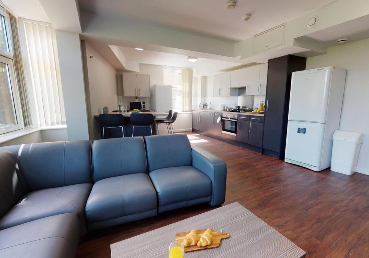 Private Bedrooms With Shared Kitchen And Studios At Iq Tufnell House In London Londres Exterior foto